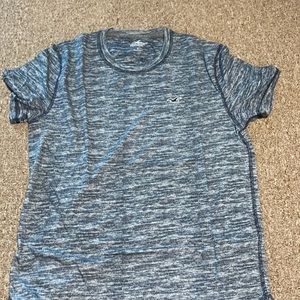 Hollister shirt size small
